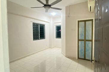 Taman Emas, Segambut