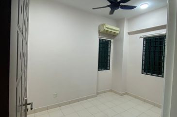 Taman Emas, Segambut