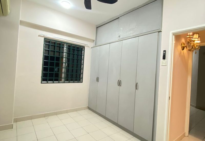 Taman Emas, Segambut