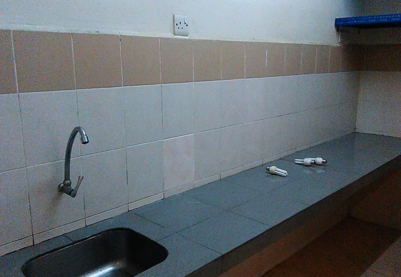 Residensi Bistaria, Ukay Bistari