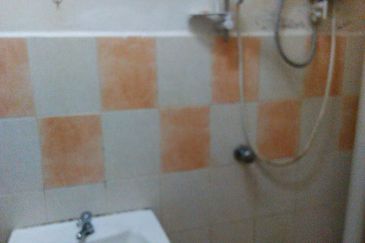 Residensi Bistaria, Ukay Bistari