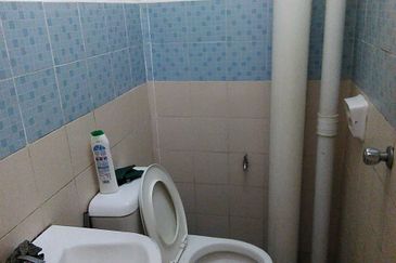 Residensi Bistaria, Ukay Bistari