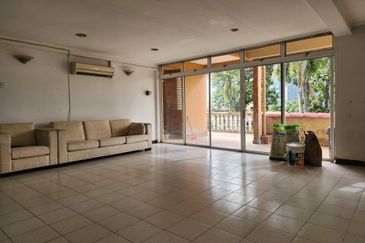 City Gardens Condominium