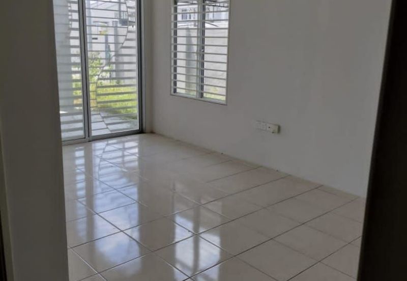 Single Storey houseBandar Mahkota Banting For Sale