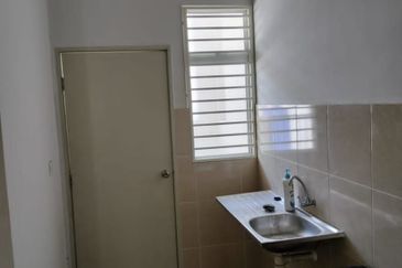 Single Storey houseBandar Mahkota Banting For Sale