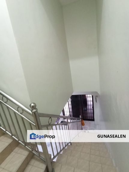 FREEHOLD 2 Stry Terrace House Bukit Semenyih, Selangor, Semenyih