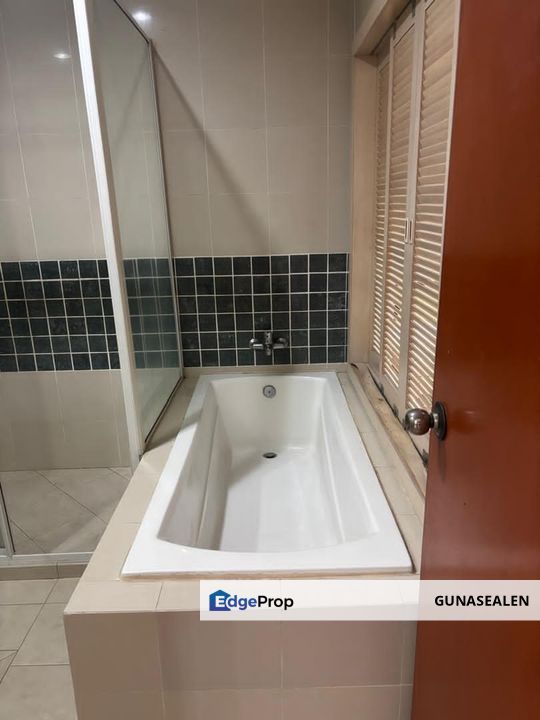 Lake view Unit at The Heritage Residences Seri Kembangan For Rent, Selangor, Seri Kembangan