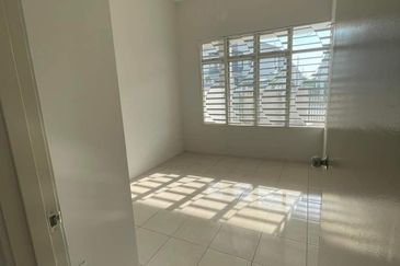 Single Storey houseBandar Mahkota Banting For Sale