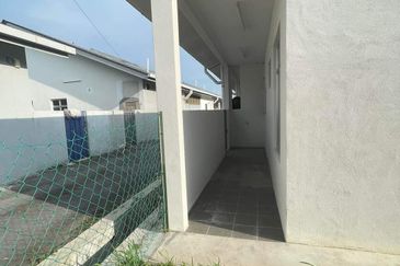 Single Storey houseBandar Mahkota Banting For Sale