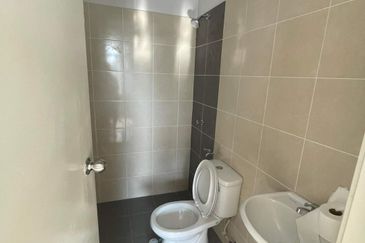 Single Storey houseBandar Mahkota Banting For Sale