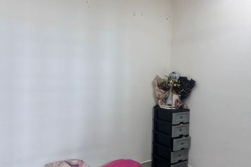 Below Market Residensi Zamrud Kajang 2,Selangor For SALE