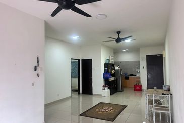 Below Market Residensi Zamrud Kajang 2,Selangor For SALE