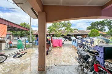 Bandar Mahkota Banting (Brooklands)