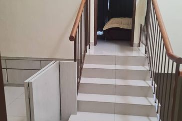 Scarlet @ Bandar Rimbayu