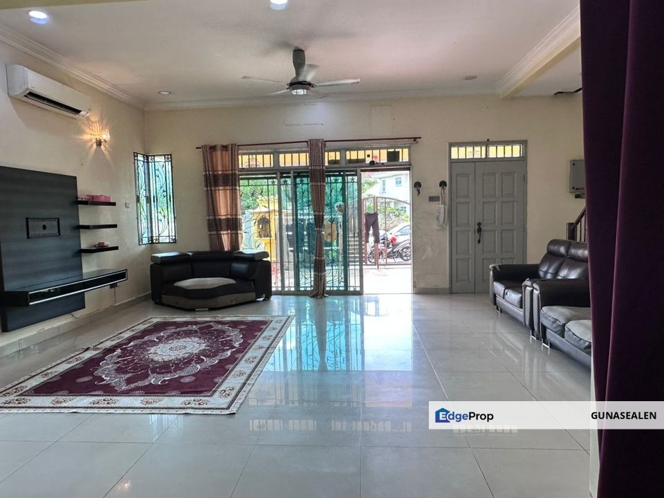 Double Story Semi-detached House Taman Manggis Jaya Banting For Sale , Selangor, Banting