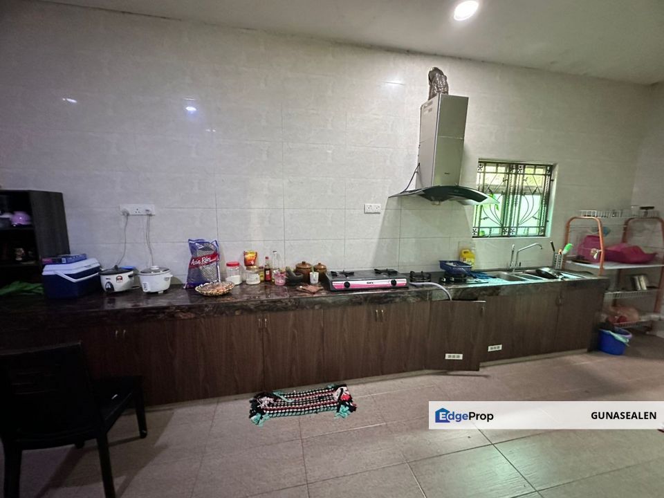 Double Story Semi-detached House Taman Manggis Jaya Banting For Sale , Selangor, Banting