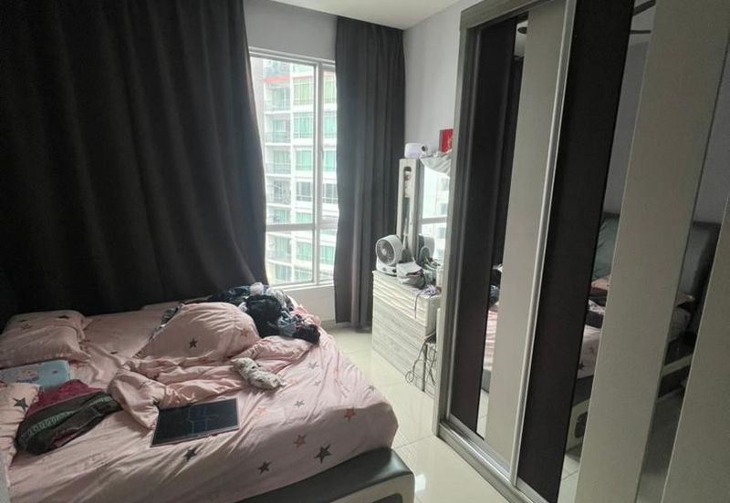 Dedaun Hijau (Greenfield Regency)