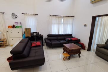 Jalan Kemus, Simpang Ampat