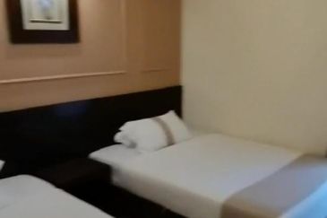 Jalan Kemus, Simpang Ampat