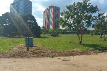 Jalan Kemus, Simpang Ampat