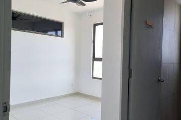 Kenwingston Platz Residence