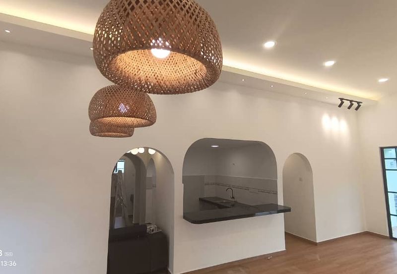 Jalan Kemus, Simpang Ampat