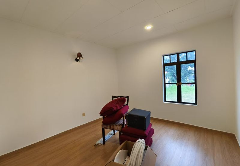 Jalan Kemus, Simpang Ampat