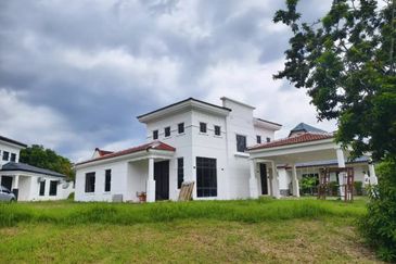 Jalan Kemus, Simpang Ampat