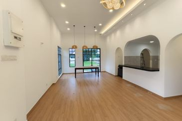 Jalan Kemus, Simpang Ampat