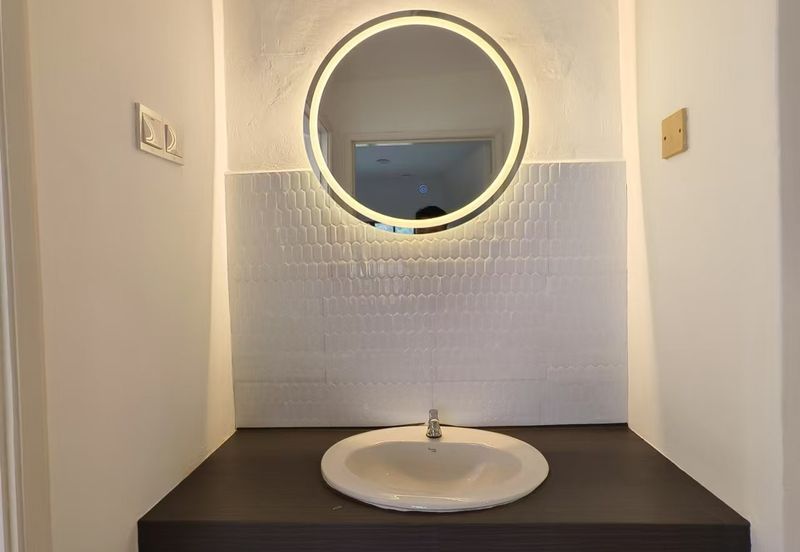 Jalan Kemus, Simpang Ampat