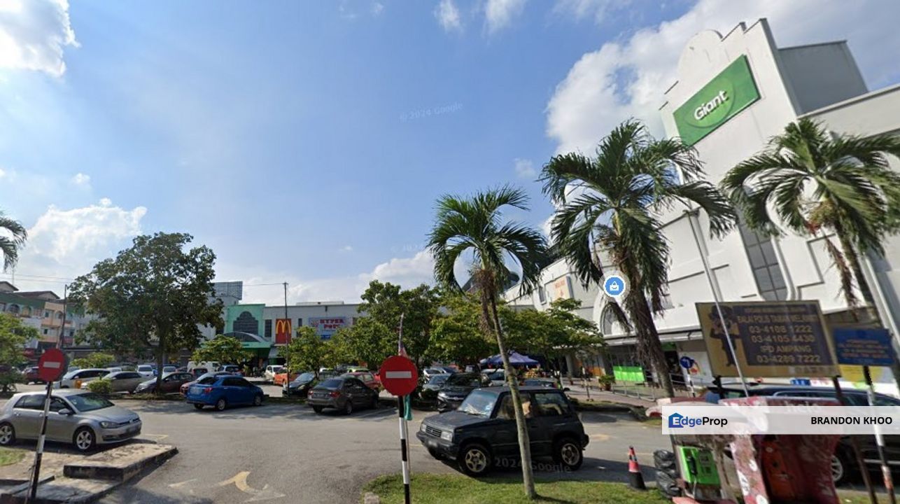 Taman Permata . Jalan Changkat Permata 22x80 Strategic Location Hulu Kelang Freehold , Kuala Lumpur, Taman Melawati