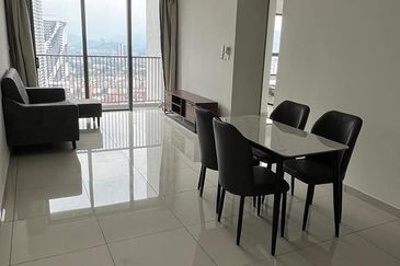 Kenwingston Platz condominium partially furnised Setapak near KLTS