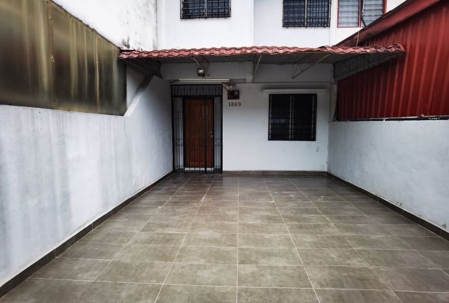 RENOVATED 2-Storey Terrace House Taman Permata Ulu Kelang KL 14x60 2 rooms 2 bathrooms Freehold Extended , Kuala Lumpur, Taman Melawati