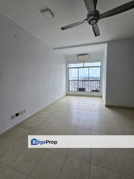 Villa Park Condominium Taman Bukit Serdang Freehold Basic unit, , 