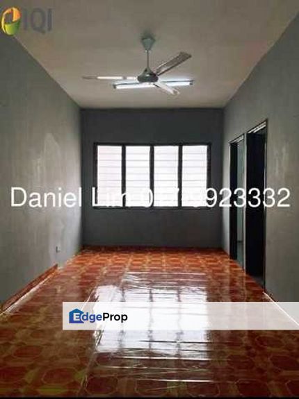 Freehold Sri Dahlia Apartment Bandar Puteri Puchong For Sale, , 