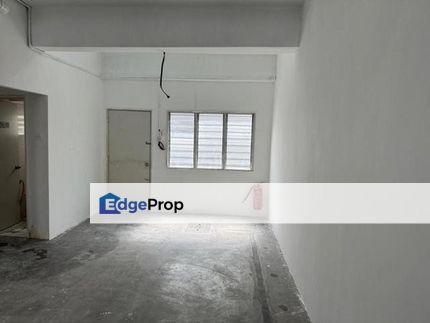 Single storey Shop Pusat Bandar Putra Permai For Rent, , 