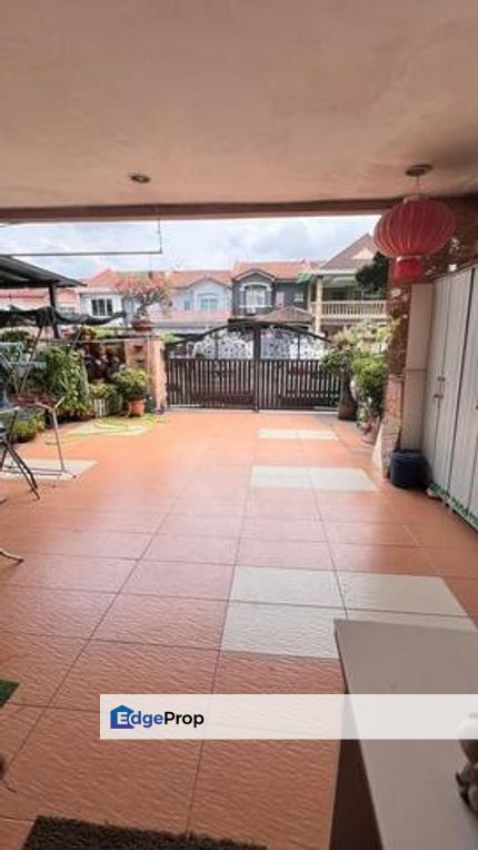 Taman Saujana Puchong 2 storey House for Sale, , 