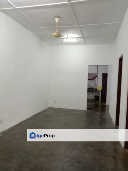 Freehold Bandar Kinrara Single Storey House For Sale, , 