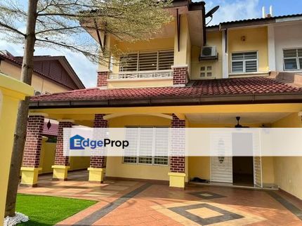 Bandar Puteri Puchong Double Storey House Partial Furnished For Rent, , 