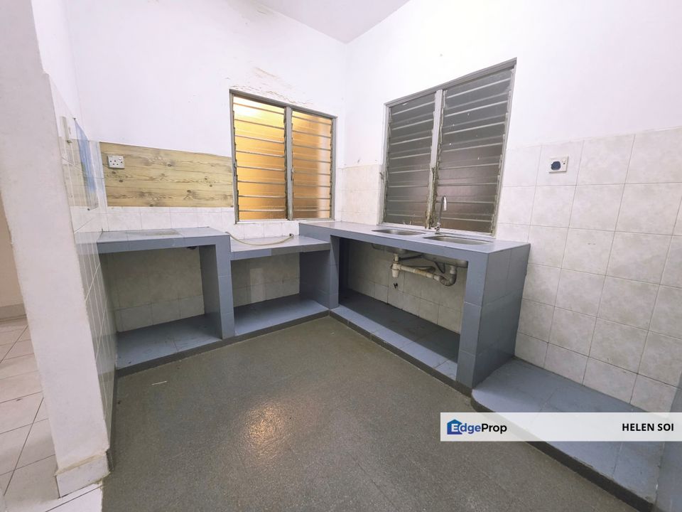 Tampoi Dwi Mahkota Apartment, Johor, Johor Bahru