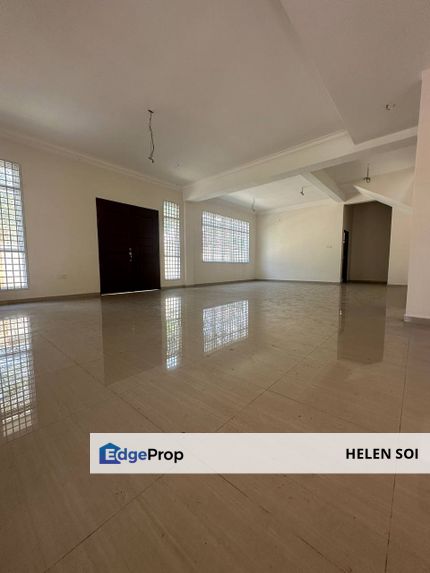 Tmn Perling Double Storey Semi D
, Johor, Johor Bahru