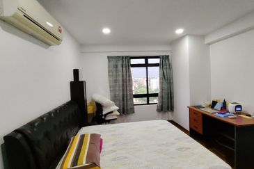 SKS Habitat Apartment, Larkin