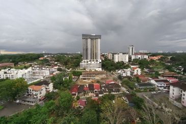 SKS Habitat Apartment, Larkin