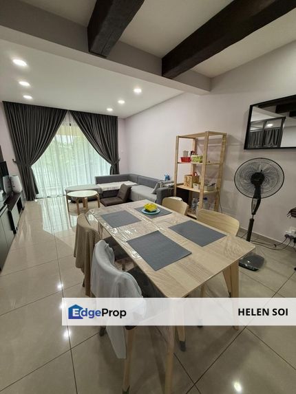 Molek Pine 3, Johor, Johor Bahru