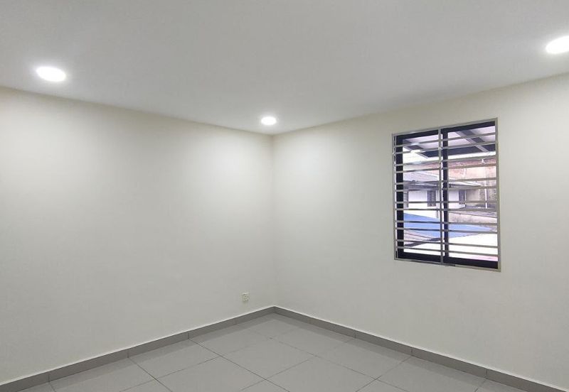 Taman Plentong Utama