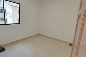 Flat Bandar Selesa Jaya @ Jalan Silat Lincah