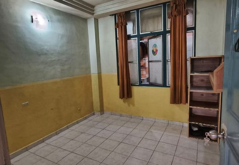 Desa Skudai Apartment