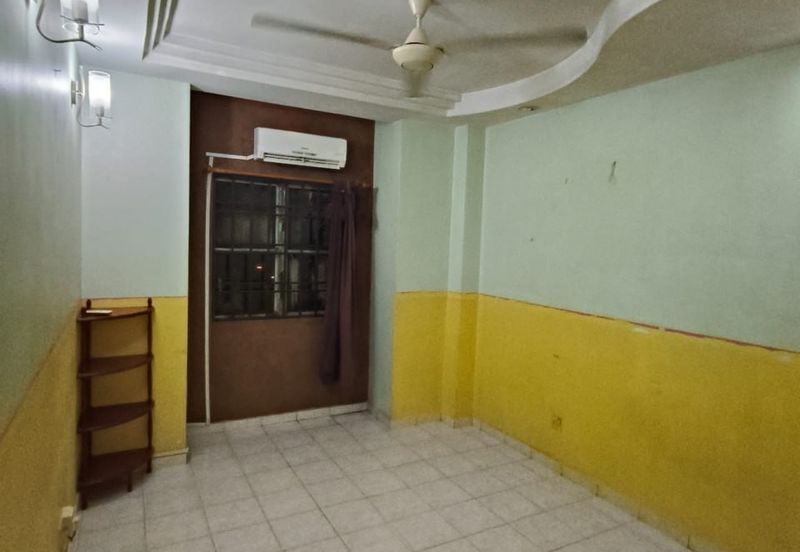 Desa Skudai Apartment