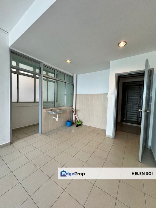 Lake View Suite @ Mount Austin, Johor, Johor Bahru