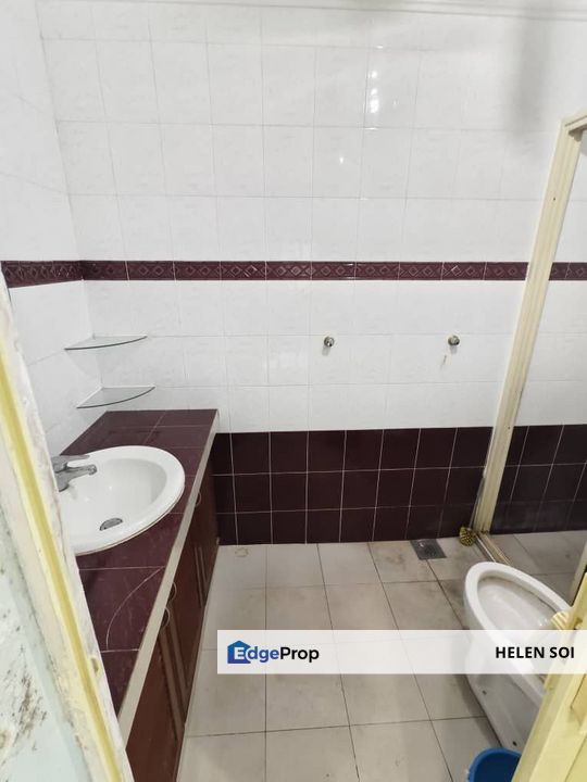 Taman University Single Storey Terrace House, Johor, Skudai